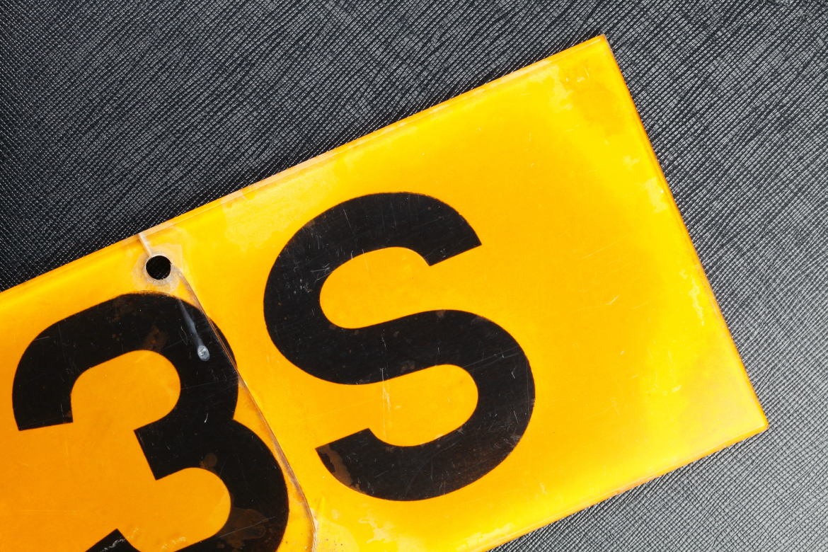 Damaged Number Plate Replacement – Complete Guide